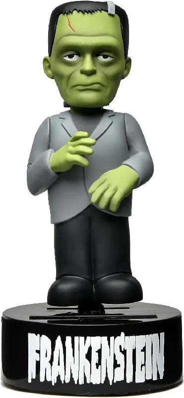 Paw Patrol Dog Action Figures with Rescue Tools​ NECA/Frankenstein Body Knocker [Toy]