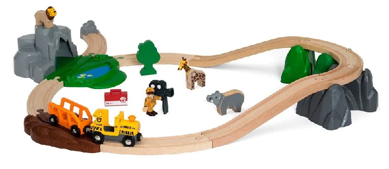 Wooden mobile toys for hanging over cribs​ Brio 33960 Safari Adventure Set