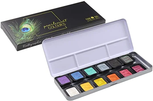 Drawing pencils with different lead hardness for detailed sketches​ Finetec Pearlescent Watercolours Set of 12 (F1200)