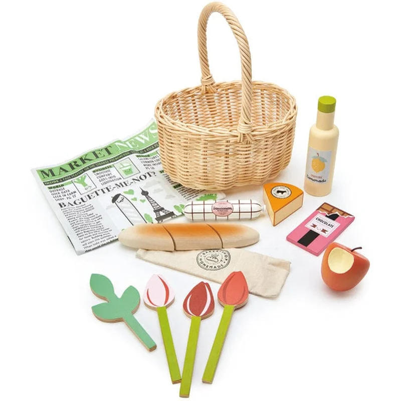 Wooden kaleidoscopes for visual exploration​ Tender Leaf Toys Wicker Shopping Basket Set
