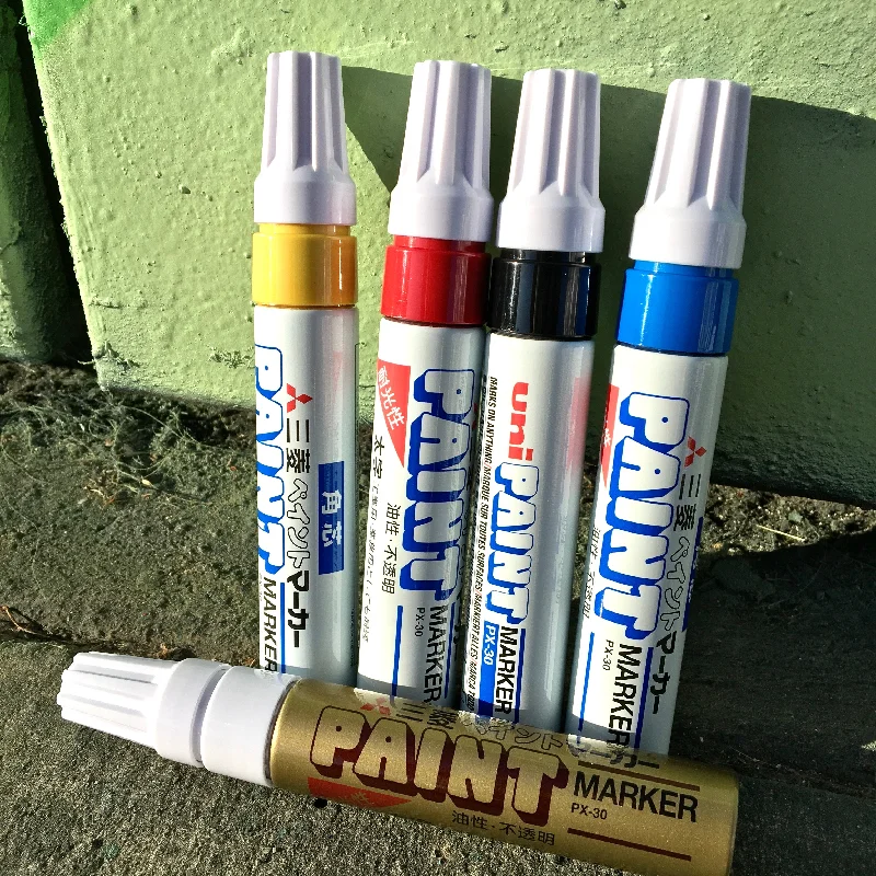 Art supplies for creating wall art for the living room​ UNI Paint Marker PX-30
