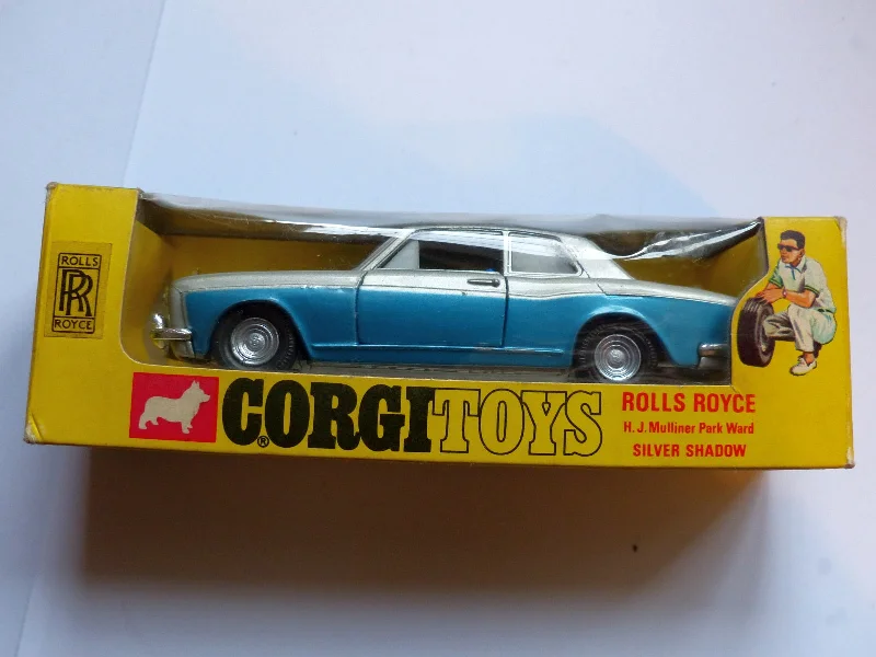 Classic cars for collectors and vintage enthusiasts 273 Rolls Royce Silver Shadow with original box *silver / blue metallic* (2) Classic cars for collectors and vintage enthusiasts 273 Rolls Royce Silver Shadow with original box *silver / blue metallic* (2)