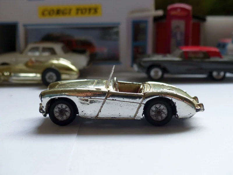 Refrigerated trucks for transporting perishable goods 300 Austin Healey gold-plated Trophy edition Refrigerated trucks for transporting perishable goods 300 Austin Healey gold-plated Trophy edition