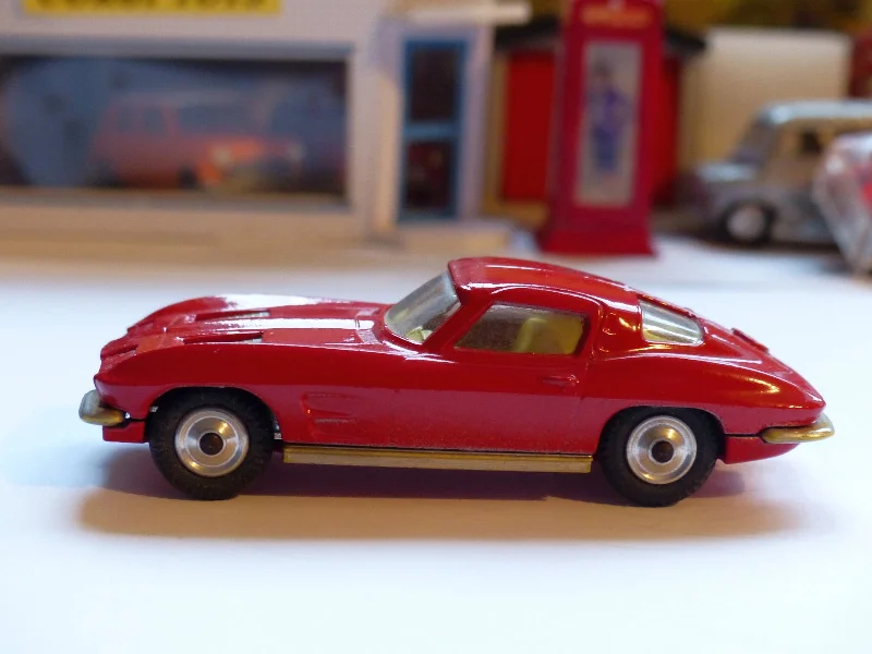 Freight trains for transporting goods across long distances​ 310 Chevrolet Corvette Sting Ray (repainted)