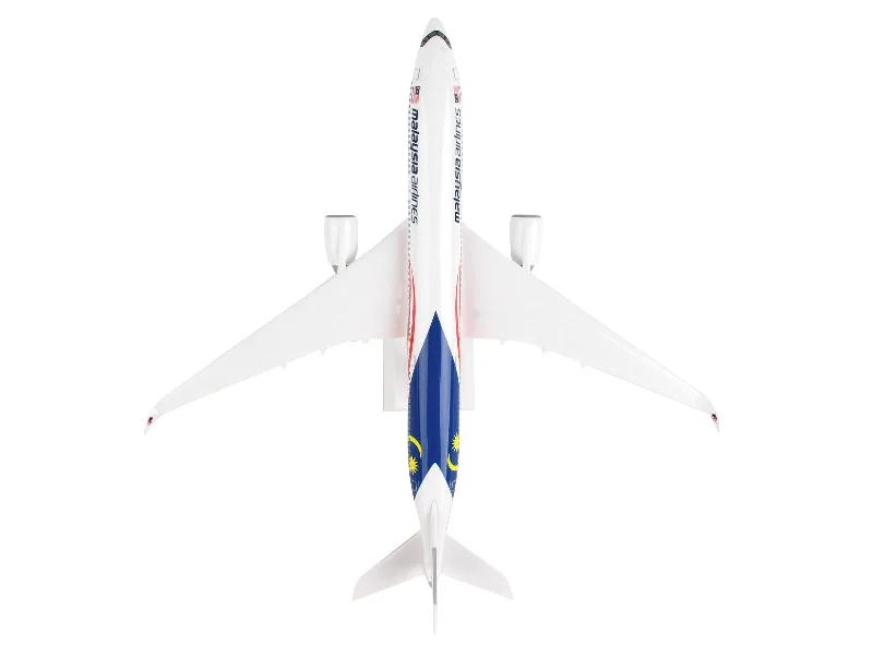 Arctic - expedition model toys for polar - region study Airbus A350-900 Commercial Aircraft "Malaysia Airlines" (9M-MAC) White with Flag Graphics (Snap-Fit) 1/200 Plastic Model by Skymarks Arctic - expedition model toys for polar - region study Airbus A350-900 Commercial Aircraft "Malaysia Airlines" (9M-MAC) White with Flag Graphics (Snap-Fit) 1/200 Plastic Model by Skymarks