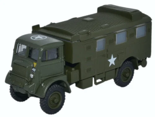 Model train tracks in different gauges Oxford Diecast Bedford QLR 79th Armoured Division NWE 1944 Model train tracks in different gauges Oxford Diecast Bedford QLR 79th Armoured Division NWE 1944