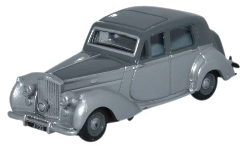 Luxury coaches for long - distance comfortable rides Oxford Diecast Bentley MK VI Two Tone Grey Luxury coaches for long - distance comfortable rides Oxford Diecast Bentley MK VI Two Tone Grey