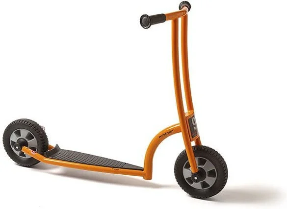 Outdoor toys for mountain cabins like nature - themed games​ Circleline Scooter - Large