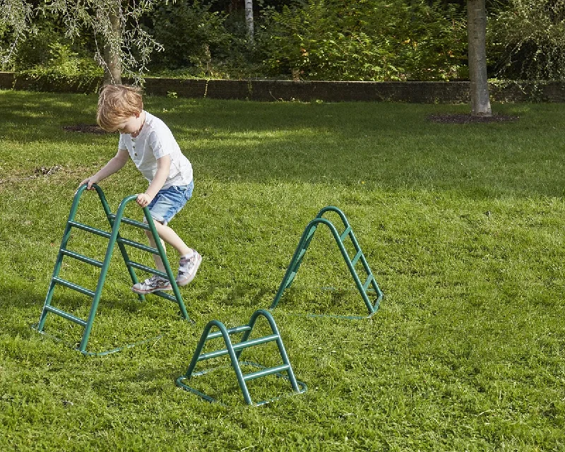 Outdoor toys for Christmas like Santa - sleigh - shaped sleds Climbing Frames set of 3 Outdoor toys for Christmas like Santa - sleigh - shaped sleds Climbing Frames set of 3
