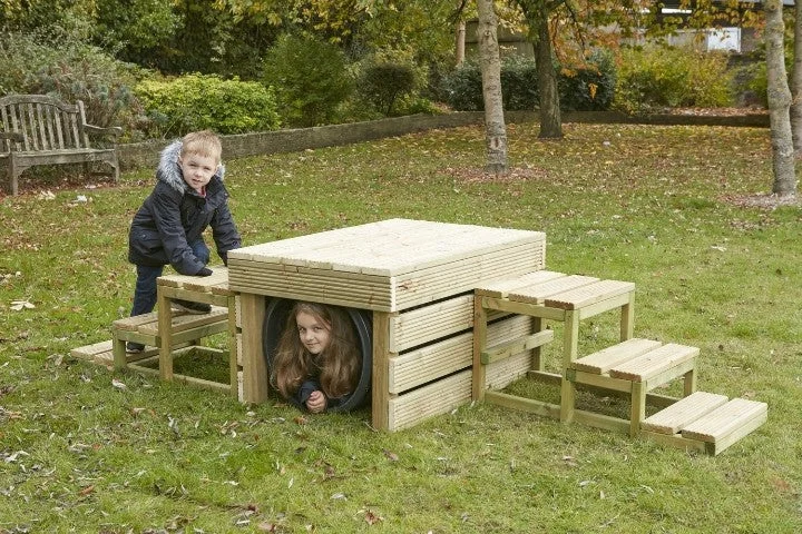 Outdoor toys for sports - themed play like mini - soccer sets Adventure Crawl and Launch Platform Outdoor toys for sports - themed play like mini - soccer sets Adventure Crawl and Launch Platform