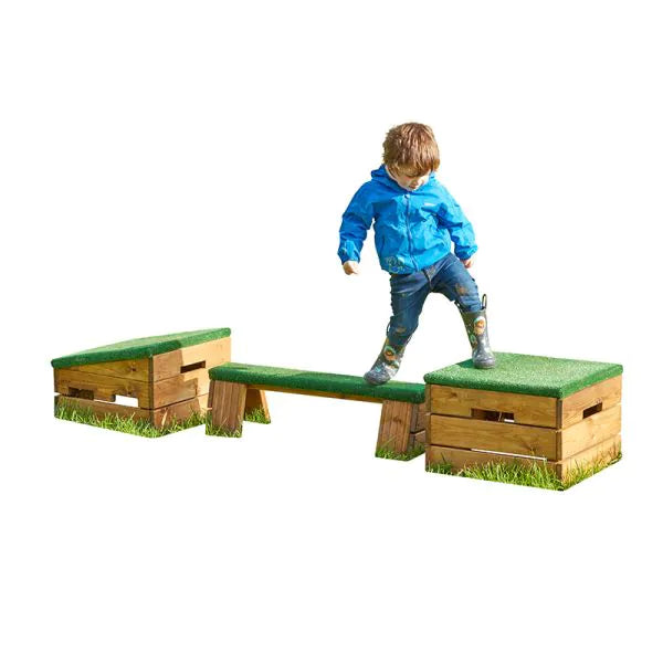 Outdoor toys for Black History Month like heritage - themed outdoor games Move & Make Meadow Course Set 2 Outdoor toys for Black History Month like heritage - themed outdoor games Move & Make Meadow Course Set 2