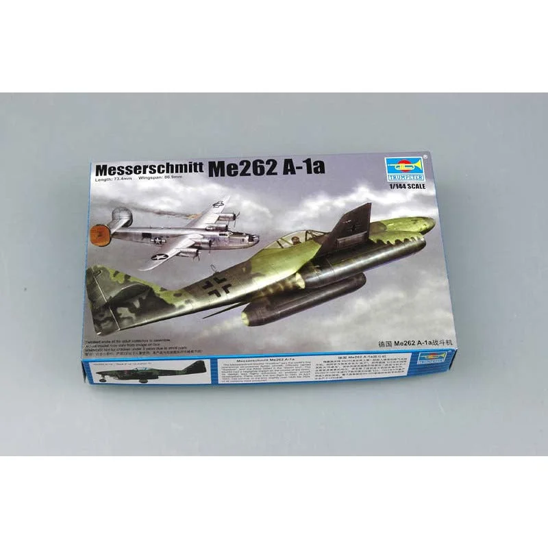 DIY airplane model toys for aviation enthusiasts to assemble Trumpeter Messerschmitt Me 262 A-1A DIY airplane model toys for aviation enthusiasts to assemble Trumpeter Messerschmitt Me 262 A-1A