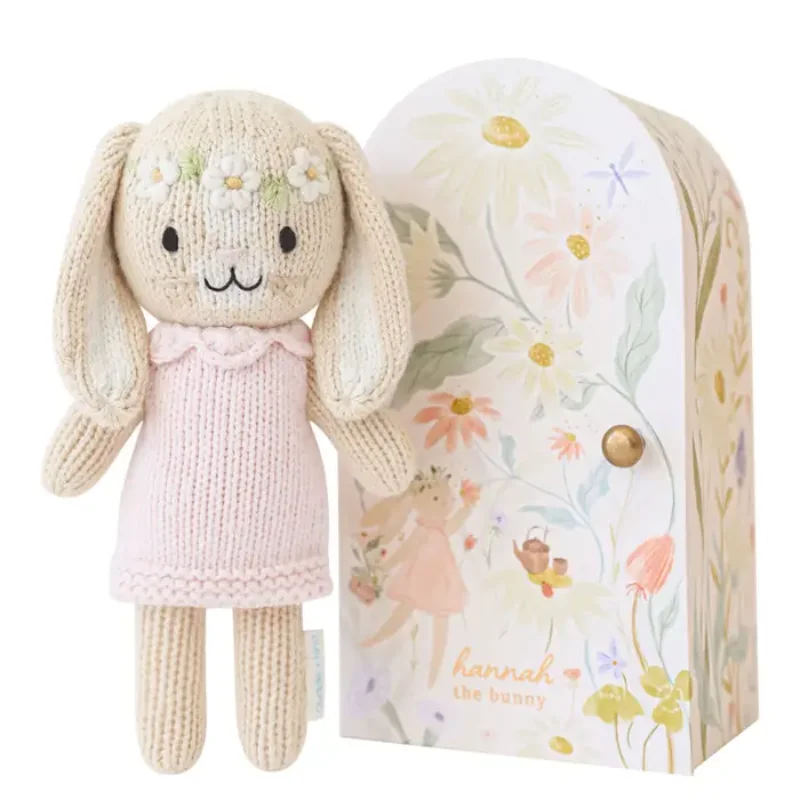 Plush toys for bird lovers with detailed feathers​ Tiny Knit Dolls